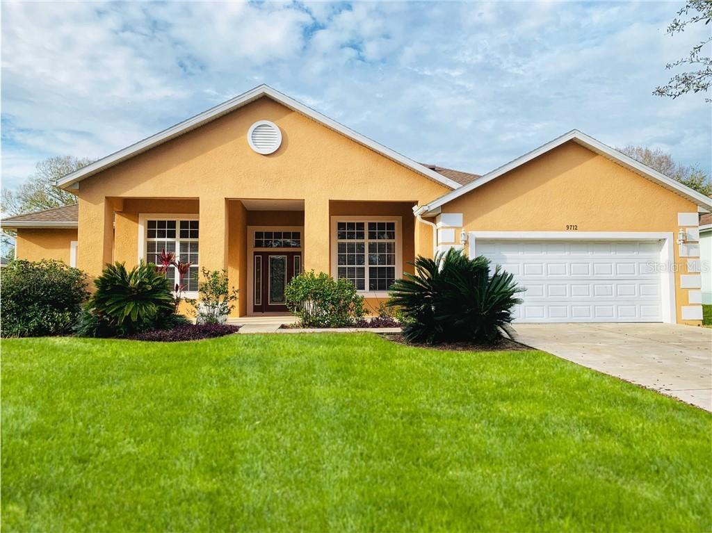9712 Spring Lake Dr, Clermont, FL 34711