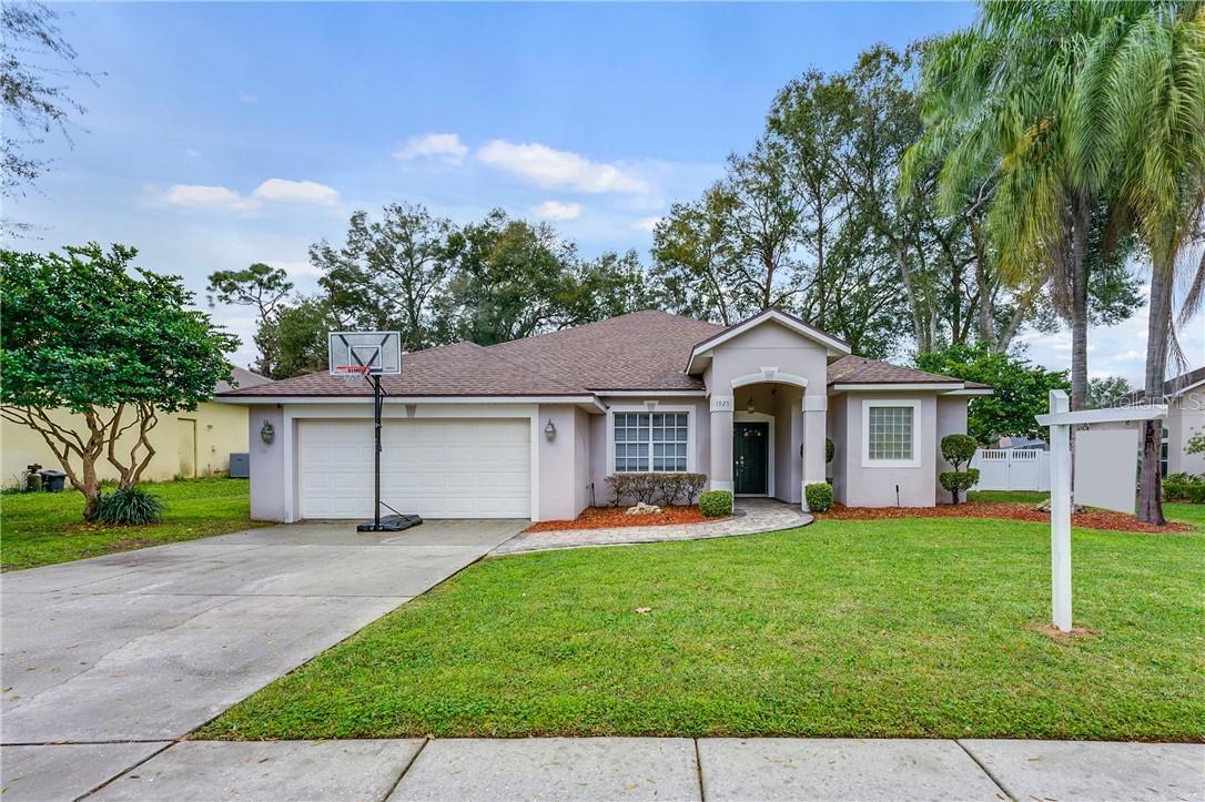 1925 Precious Cir., Apopka, FL 32712