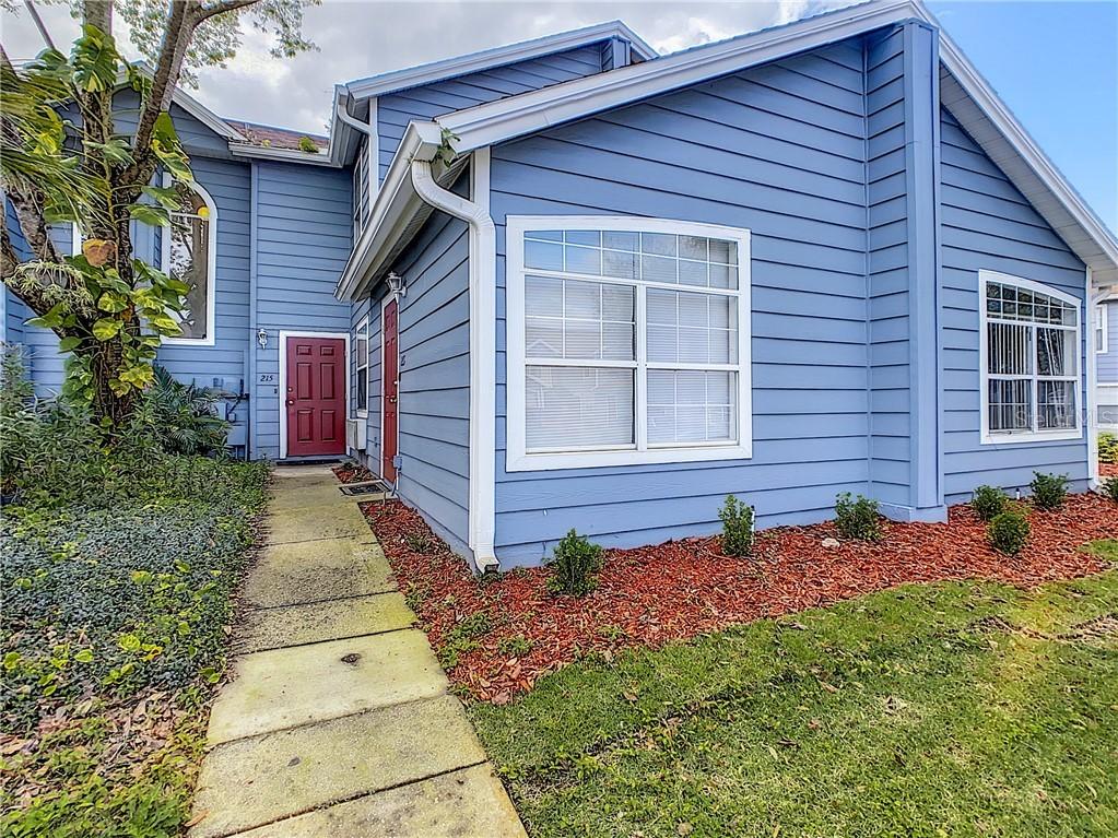 215 Mango Dr., Davenport, FL 33897