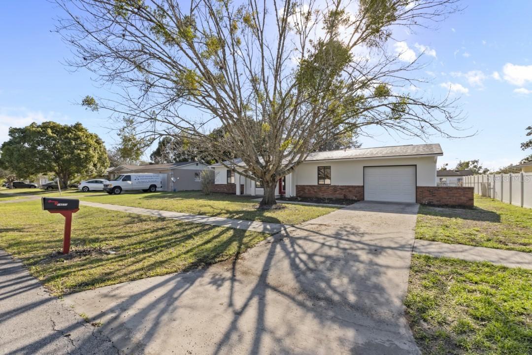 14271 SW 43rd Court Rd., Ocala, FL 34473