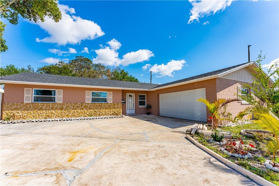 821 Park Manor Dr., Orlando, FL 32825