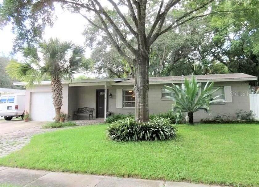 2400 Sandalwood Dr., Fern Park, FL 32730