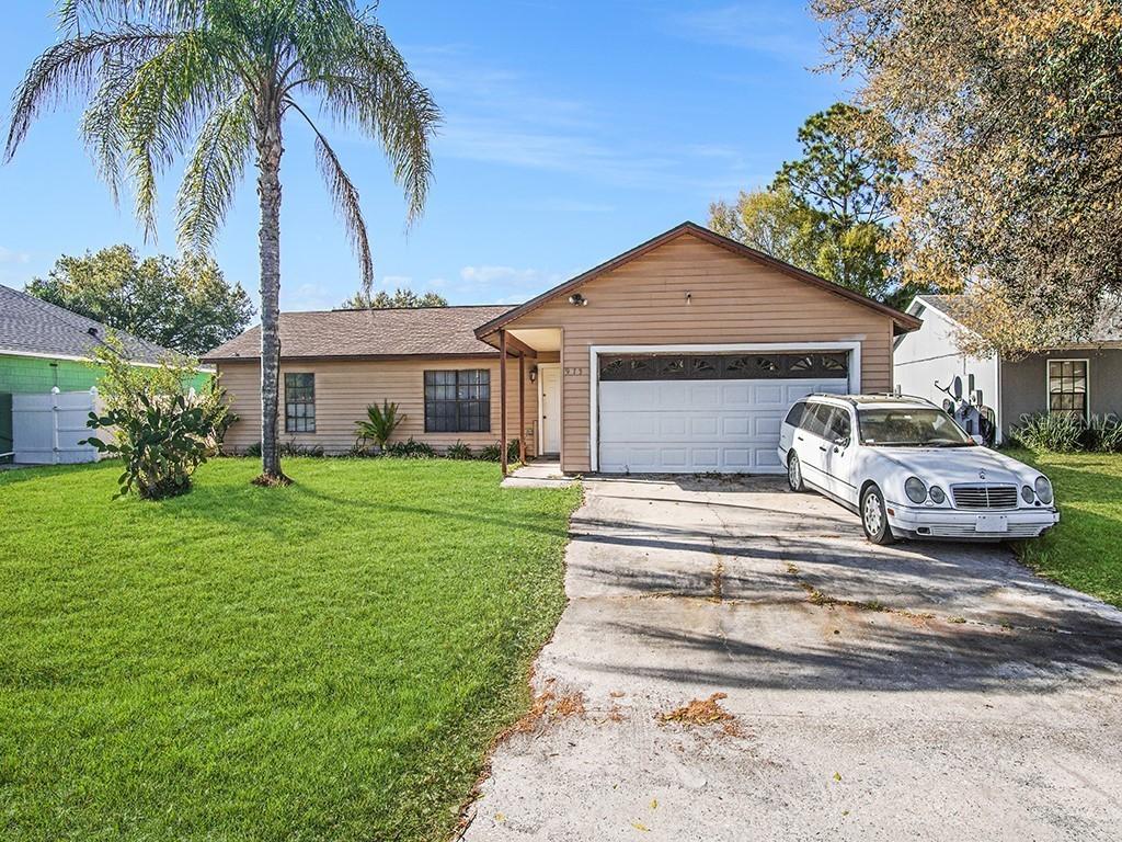 975 Derbyshire Dr., Kissimmee, FL 34758