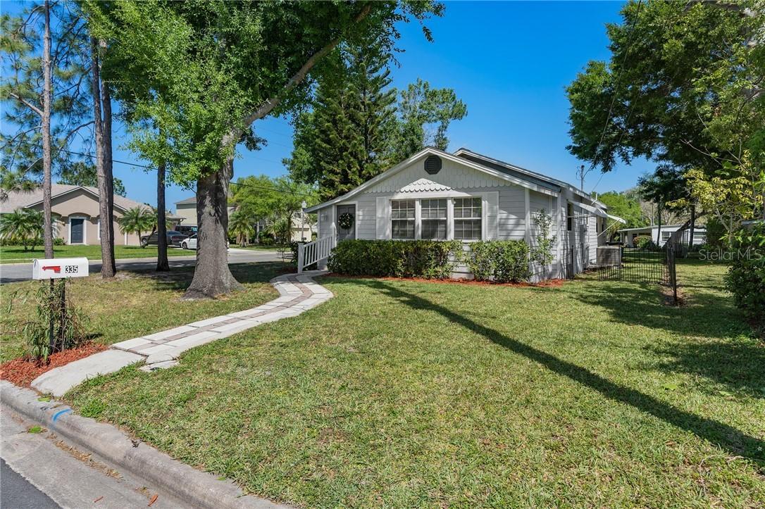 335 W Newell St., Winter Garden, FL 34787