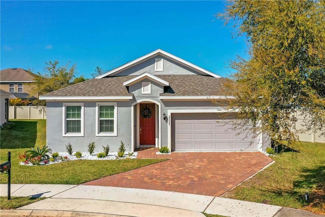 26005 Singing Lark Ct., Leesburg, FL 34748