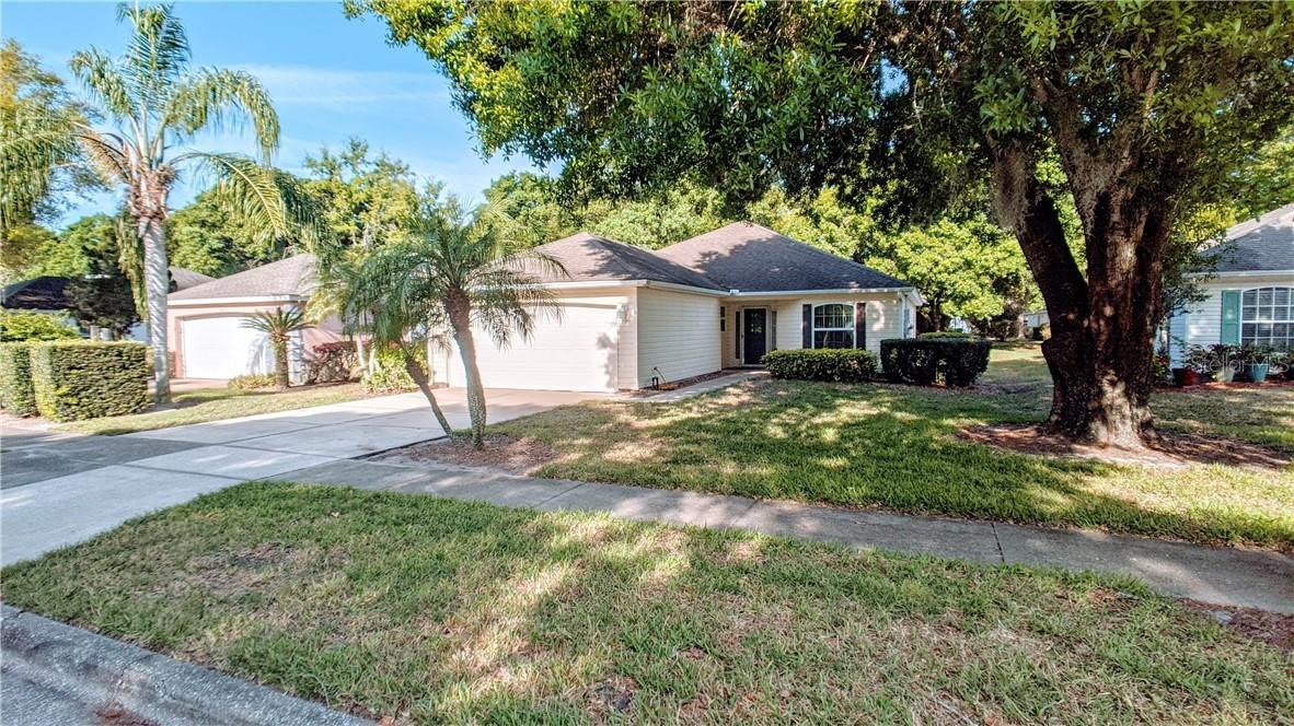 321 Baytree Blvd., Tavares, FL 32778