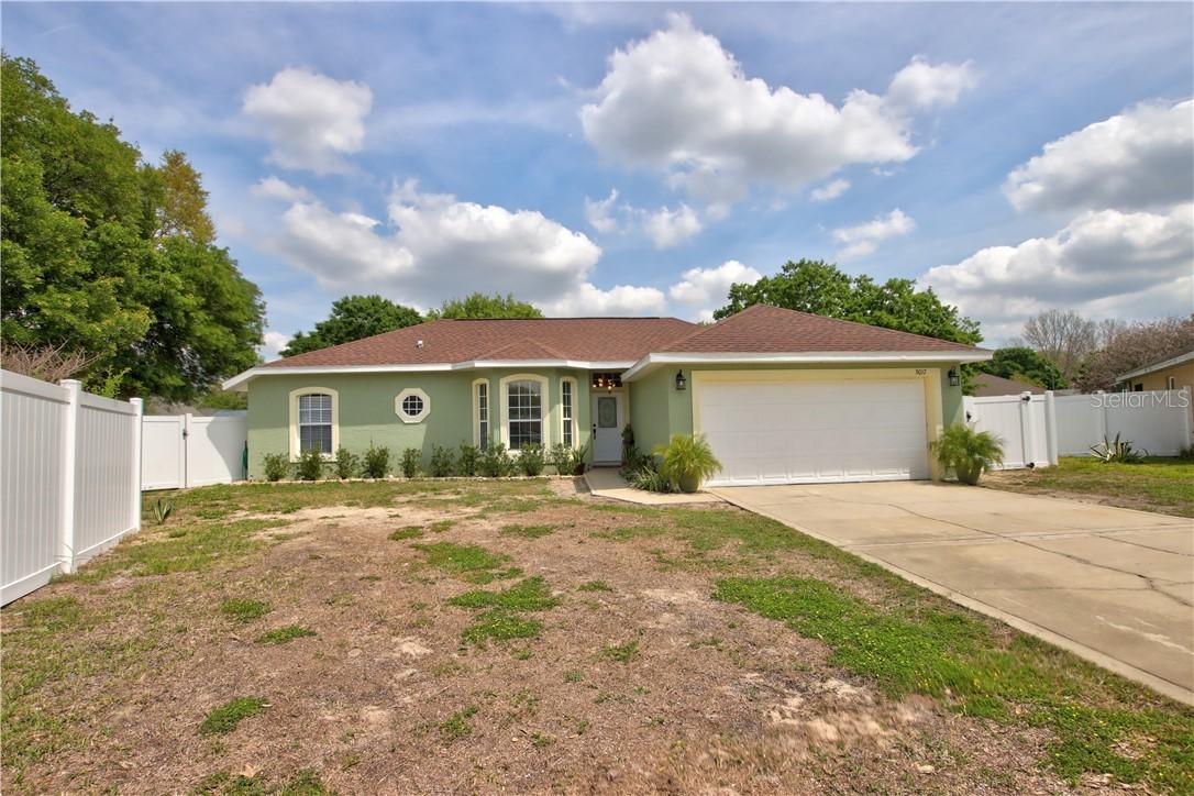 3017 Linmont Ln., Eustis, FL 32726