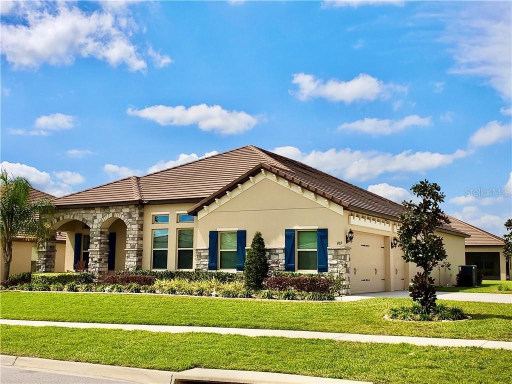 205 Camelot Loop, Clermont, FL 34711