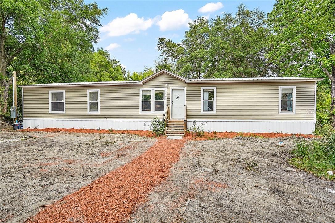 24615 Palomino Trl, Sorrento, FL 32776
