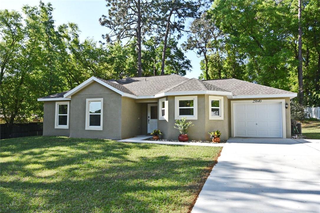 25840 Eufaula Way, Sorrento, FL 32776