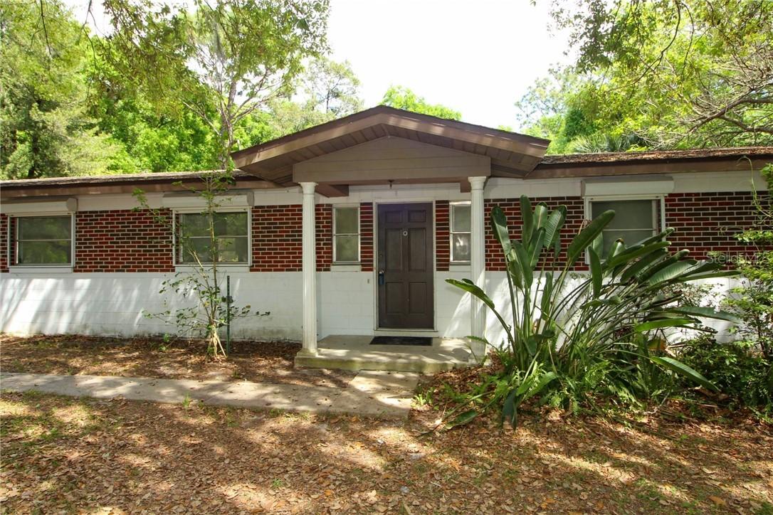 945 Markham Woods Rd., Longwood, FL 32779