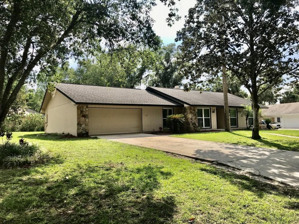 835 Orangewood Dr., Oviedo, FL 32765