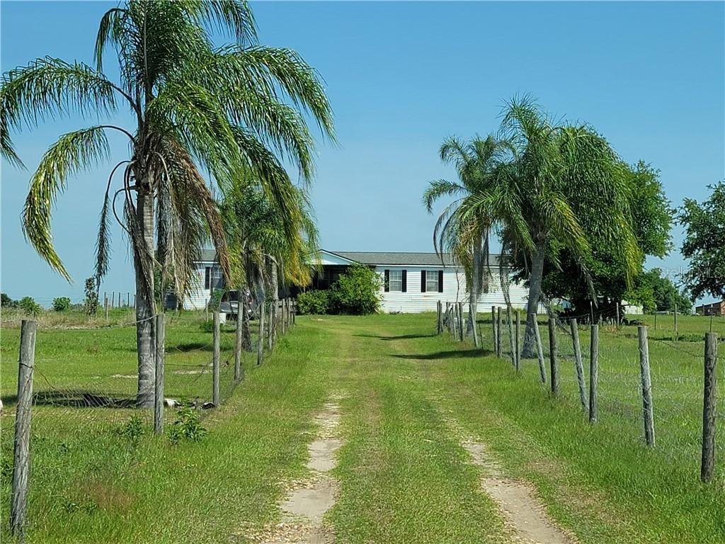 2915 Thomas Cove, Groveland, FL 34736