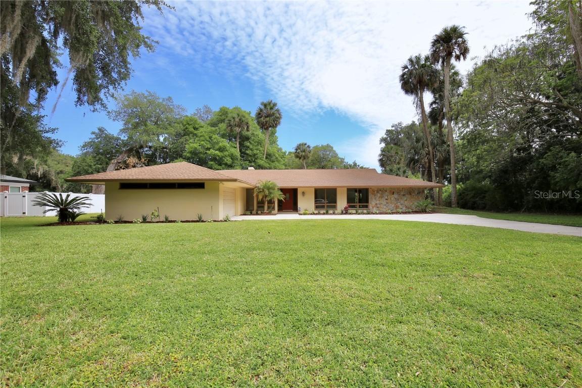 508 Mead Dr., Oviedo, FL 32765