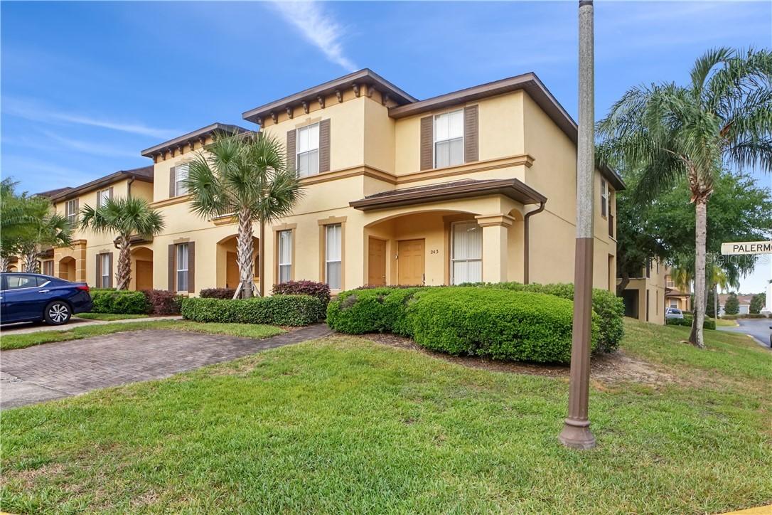 243 Palermo Dr., Davenport, FL 33897
