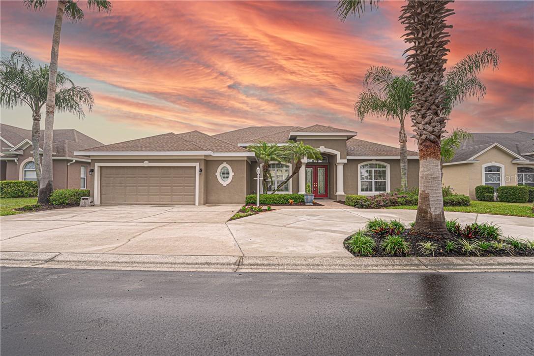276 Ruby Lake Ln., Winter Haven, FL 33884