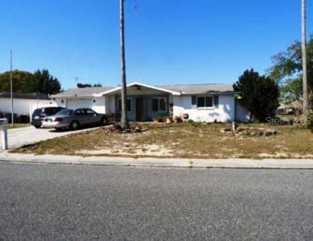 11807 Alpine Pkwy., Port Richey, FL 34668