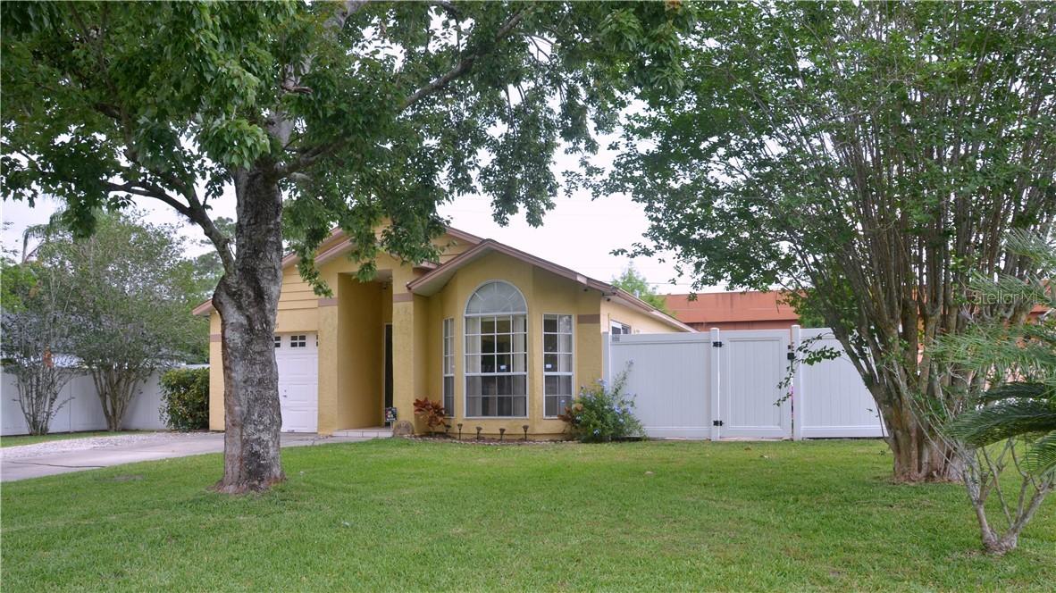 1801 Moselle Ave., Orlando, FL 32807