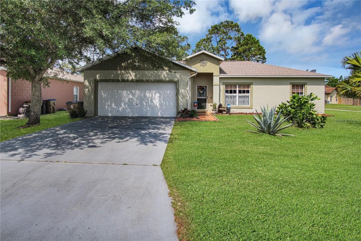 909 Van Loon Ct., Kissimmee, FL 34758
