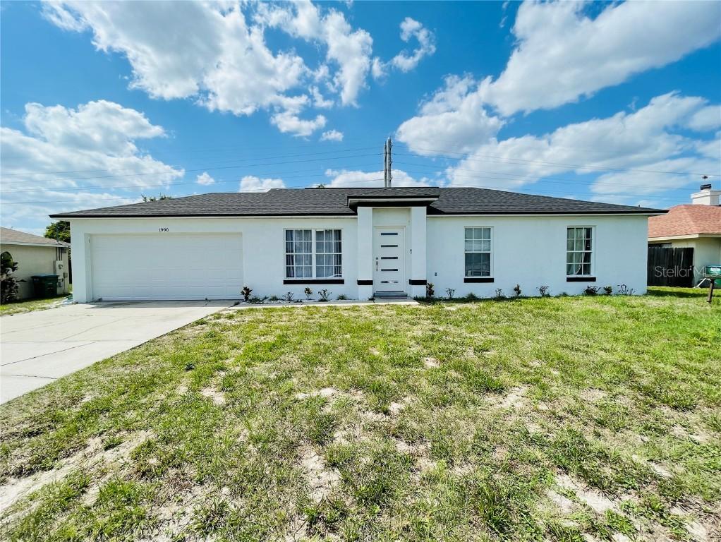 1990 S Old Mill Dr., Deltona, FL 32725