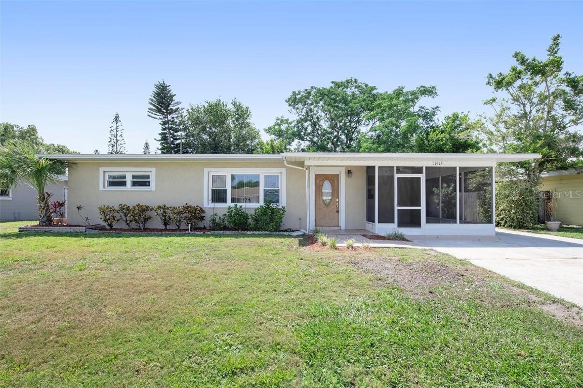 11512 108th St., Largo, FL 33778