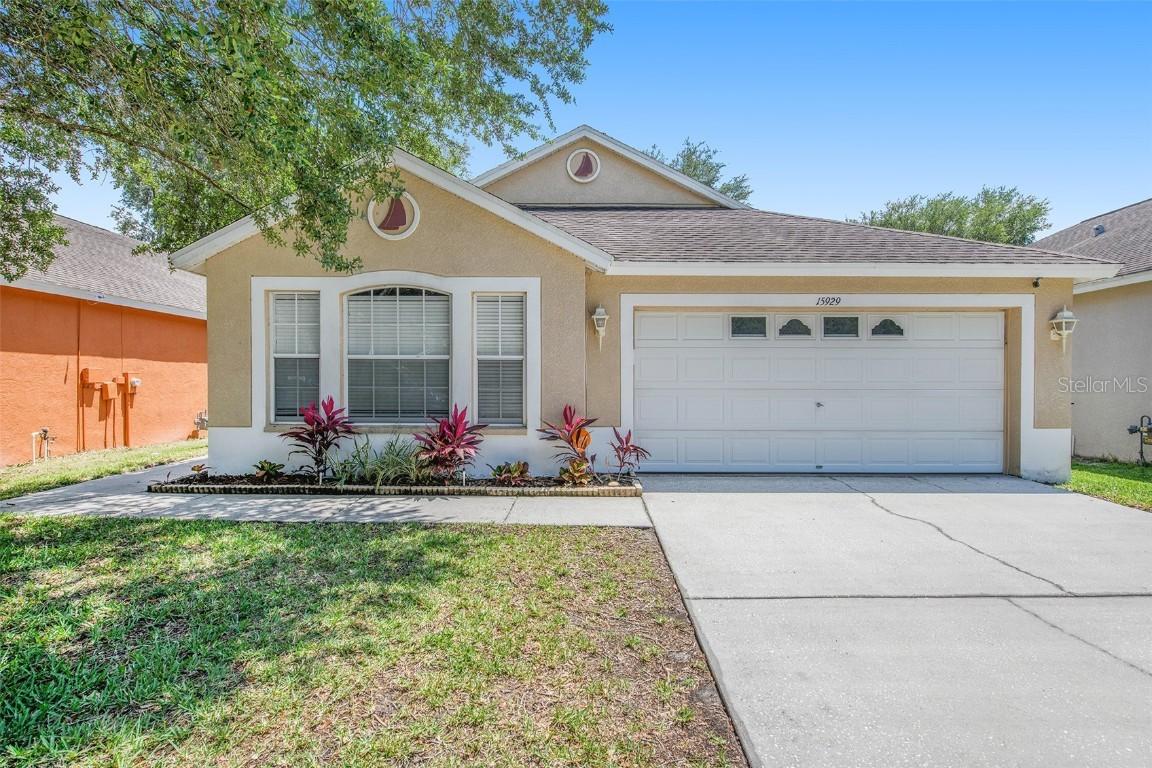 15929 Stags Leap Dr., Lutz, FL 33559