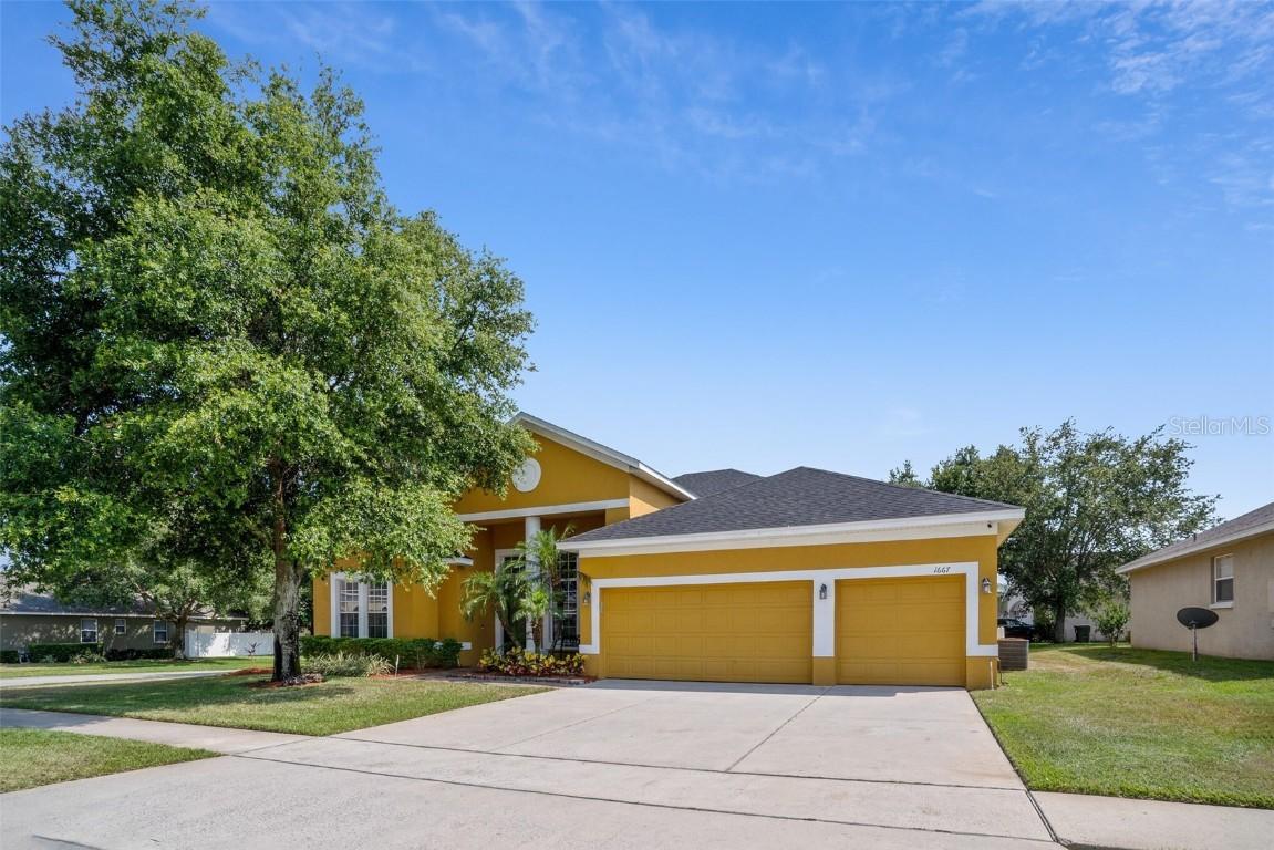1667 Whitefriar Dr., Ocoee, FL 34761
