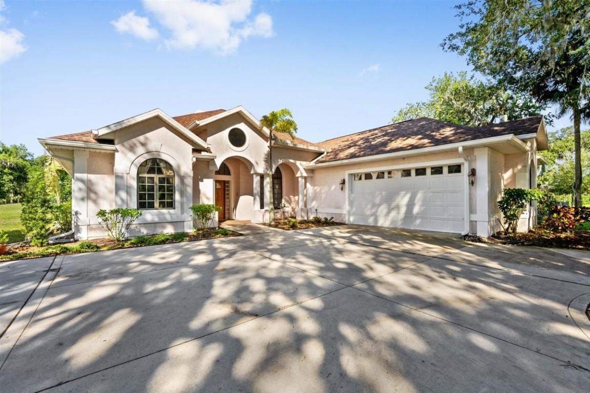 4510 London Town Rd., Titusville, FL 32796