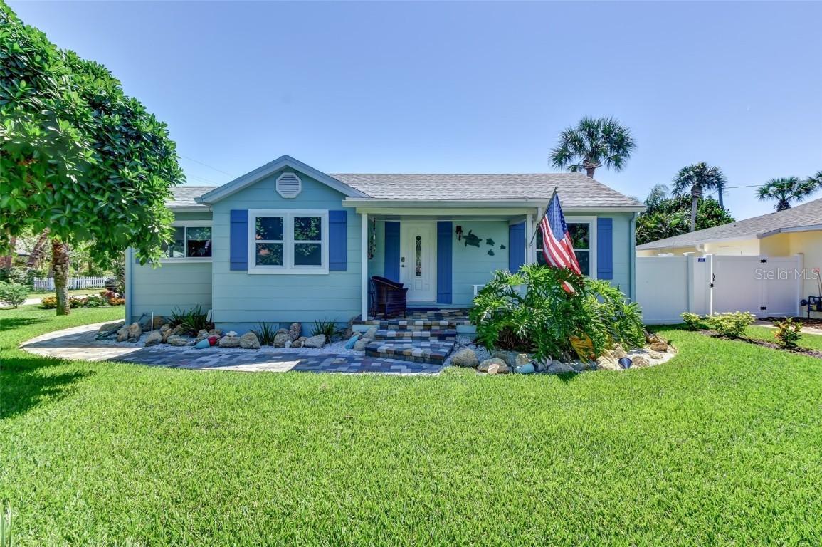 607 N Peninsula Ave., New Smyrna Beach, FL 32169