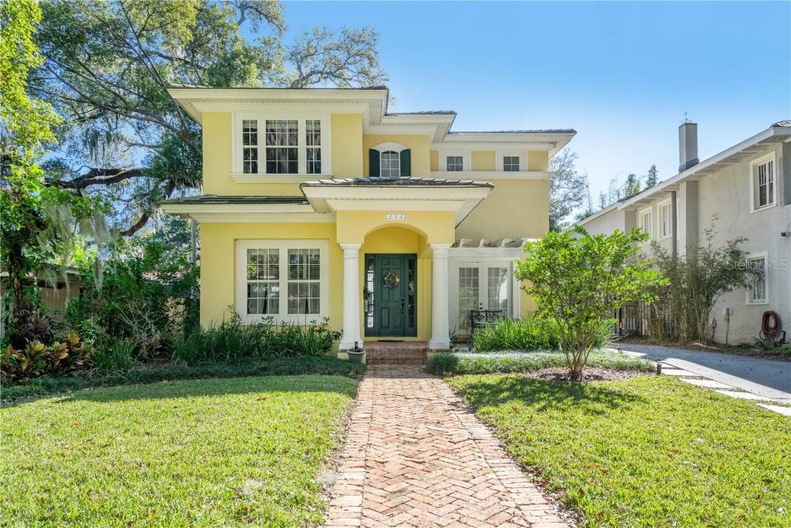 214 Phillips Pl., Orlando, FL 32806