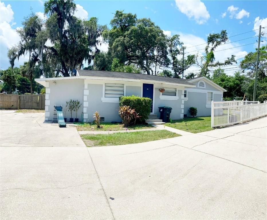 5767 Lakeville Rd., Orlando, FL 32818