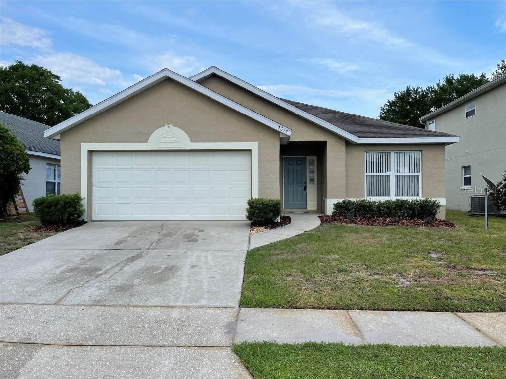 2573 Chatham Cir., Kissimmee, FL 34746