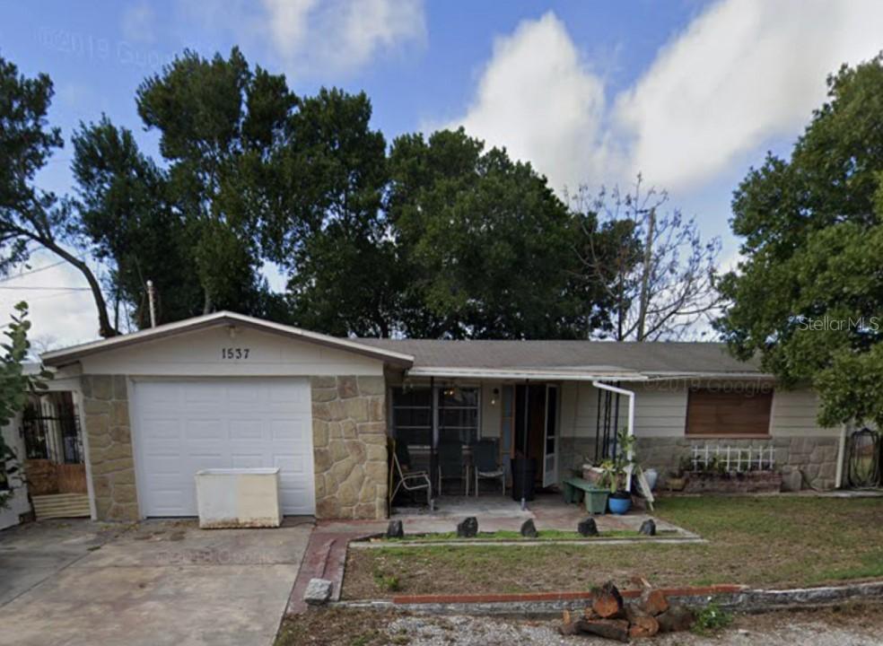 1537 Excalibur St., Holiday, FL 34690