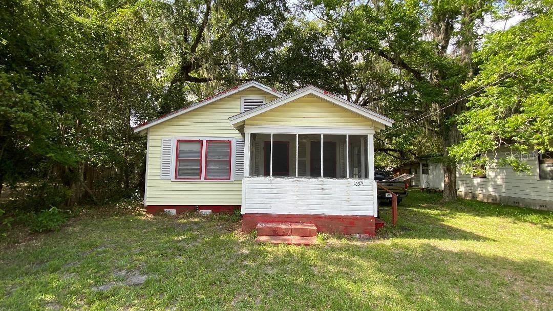 1632 E University Ave., Gainesville, FL 32641
