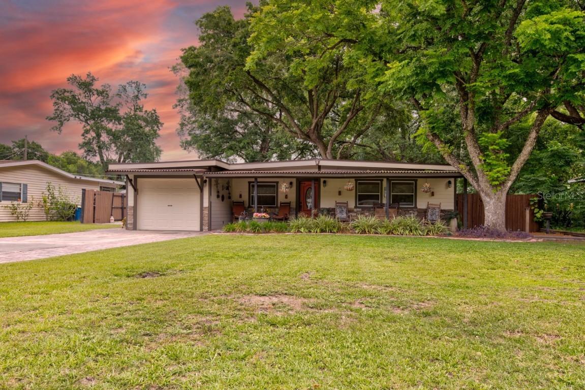 219 Virginia Dr., Winter Garden, FL 34787
