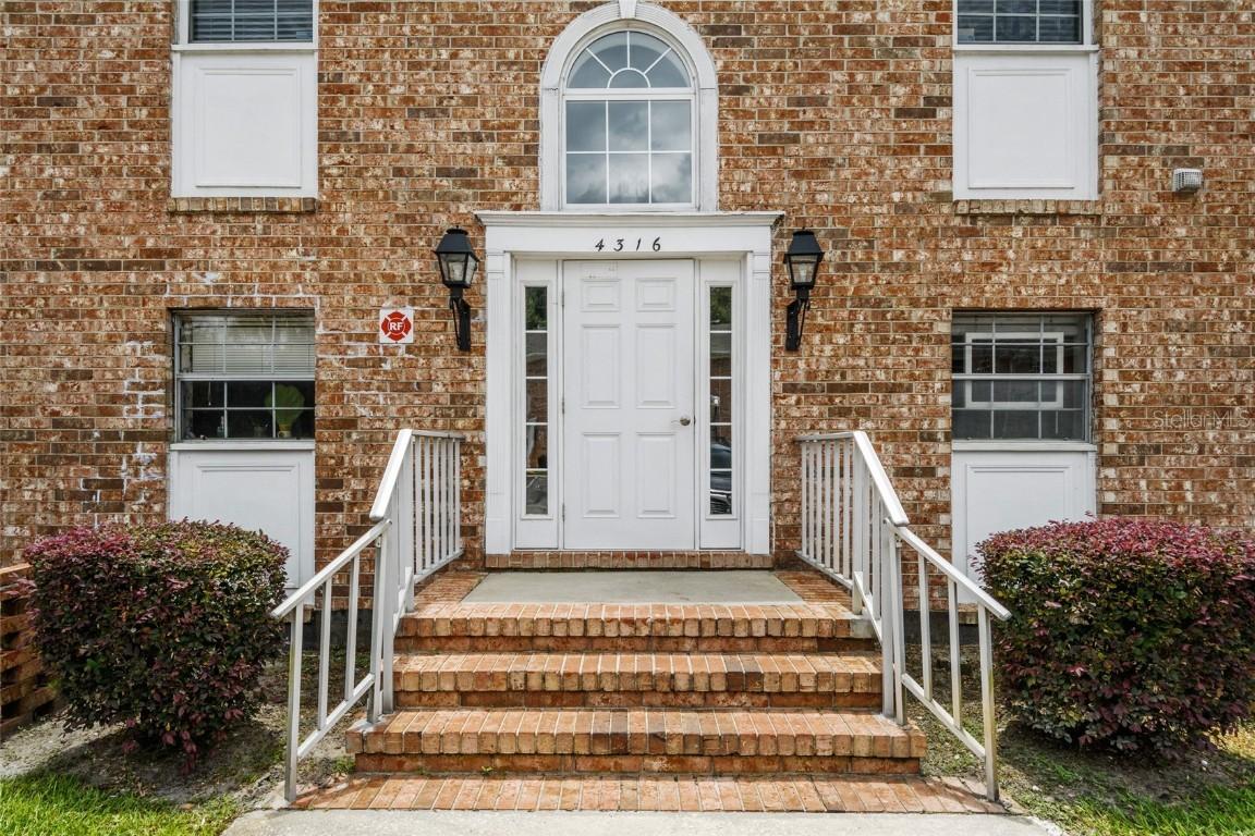 4316 Lake Underhill Rd. #17A3 (Unit C), Orlando, FL 32803