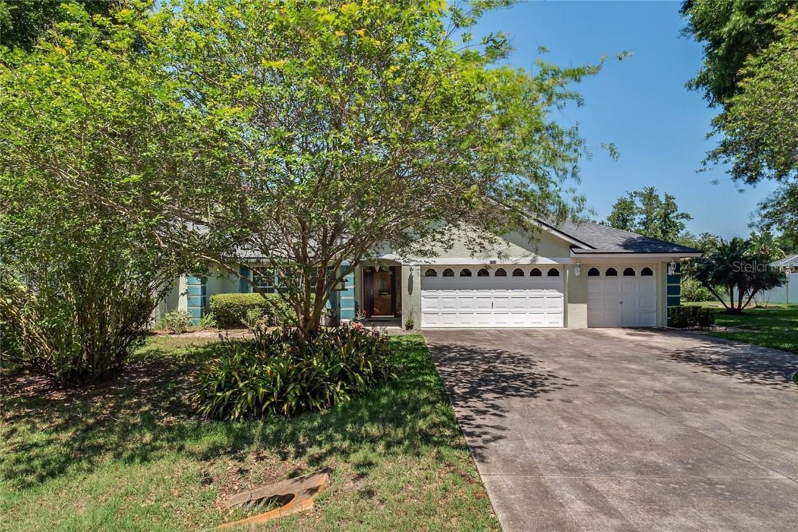 2723 Bayview Dr., Eustis, FL 32726