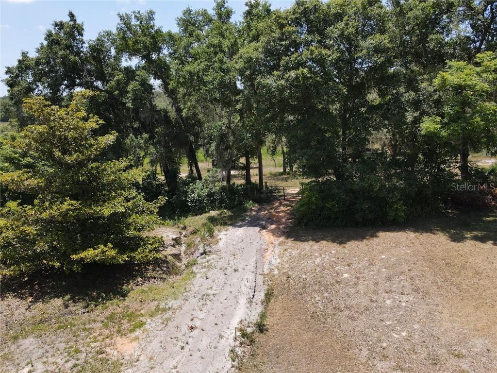 000 Highland Dr., Eustis, FL 32726