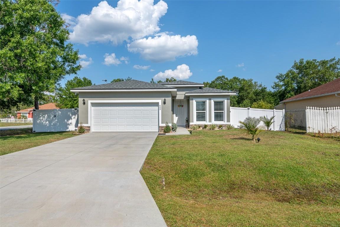 609 Wallaby Ln., Poinciana, FL 34759