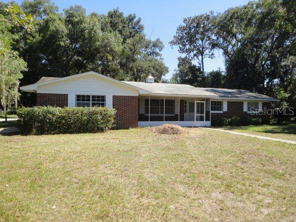 1020 Lee St., Leesburg, FL 34748