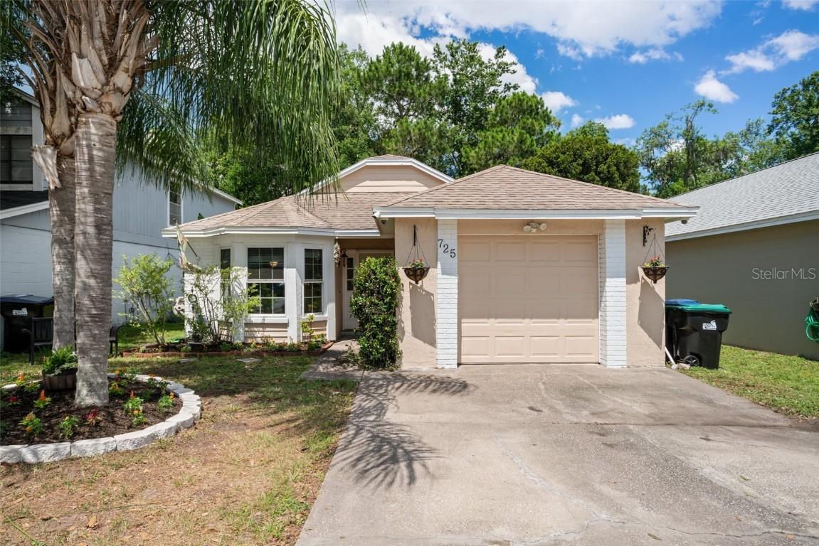 725 Fenwick Dr., Orlando, FL 32825