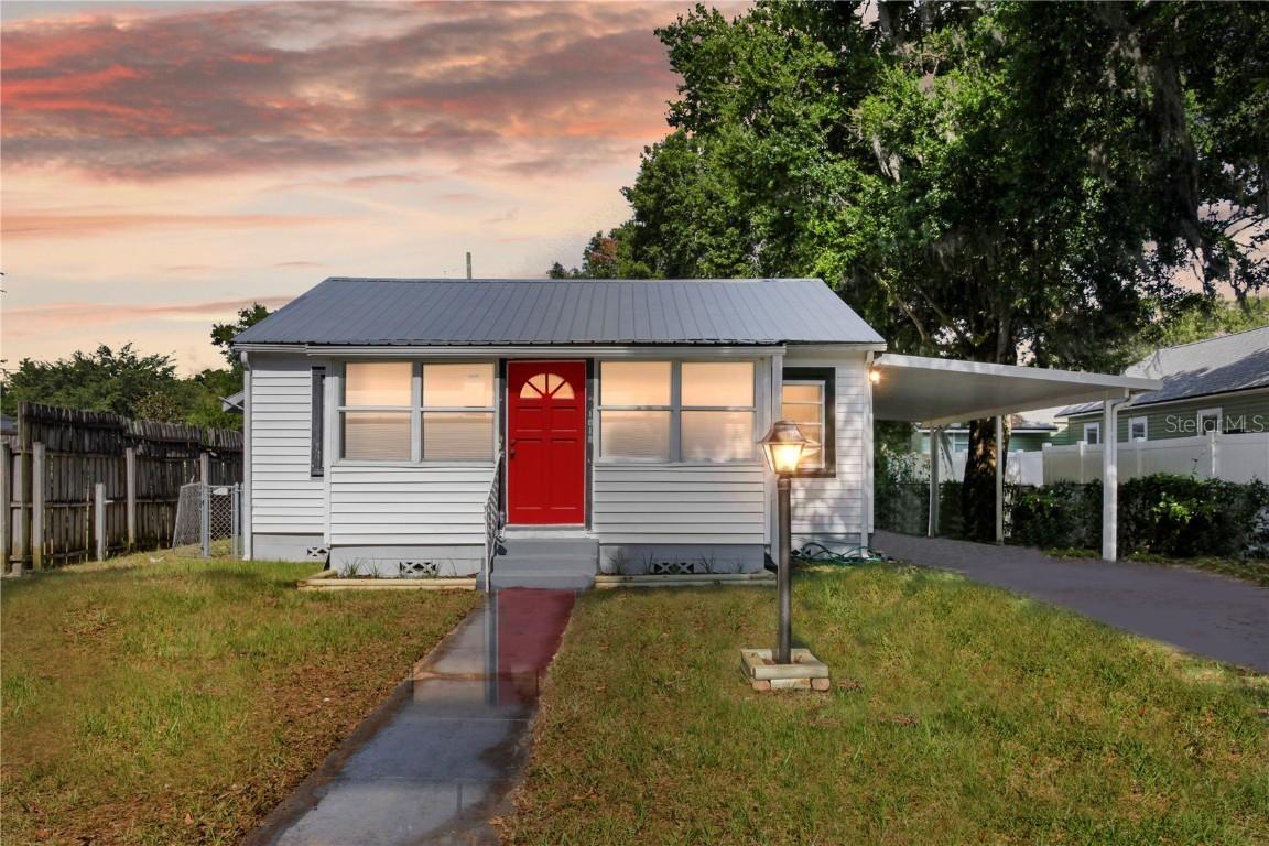 1018 Illinois Ave., St. Cloud, FL 34769