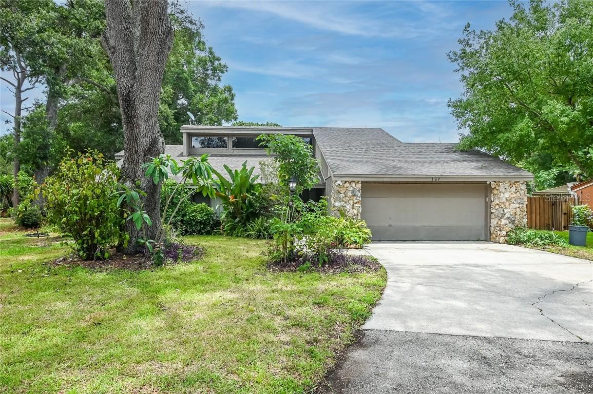 329 Ohio Ave., Longwood, FL 32750