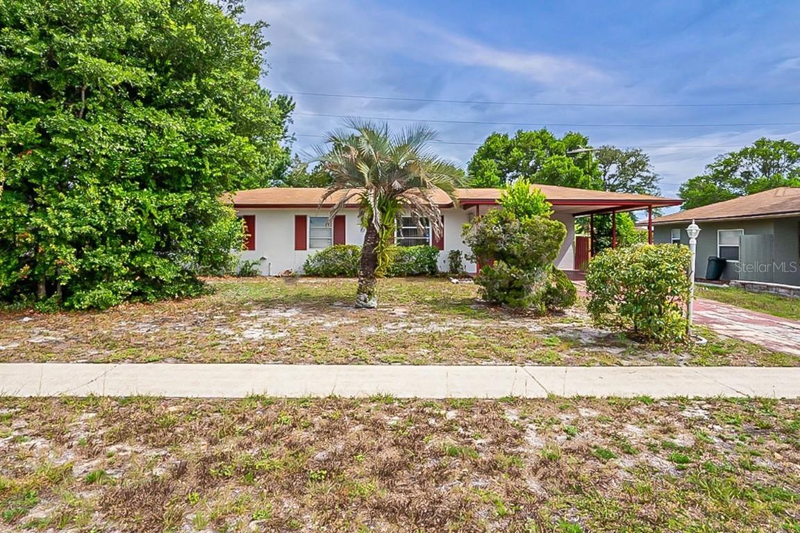 2961 Portsmouth St., Deltona, FL 32738