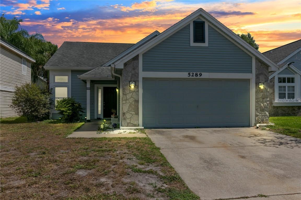 5289 Rocking Horse Pl., Oviedo, FL 32765