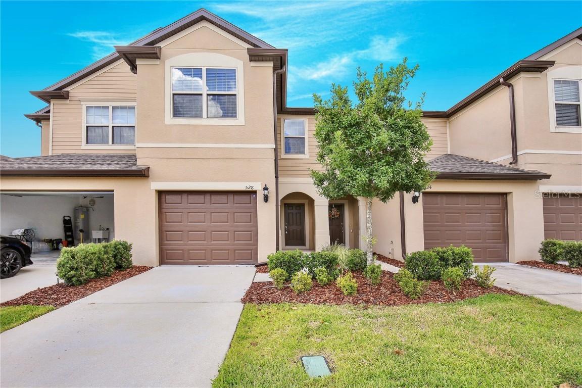 528 Virtuoso Ln. #66, Orlando, FL 32824