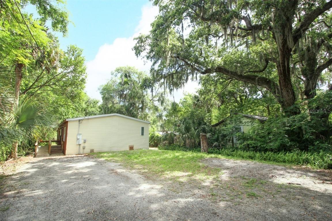 2413 Pioneer Tr., New Smyrna Beach, FL 32168