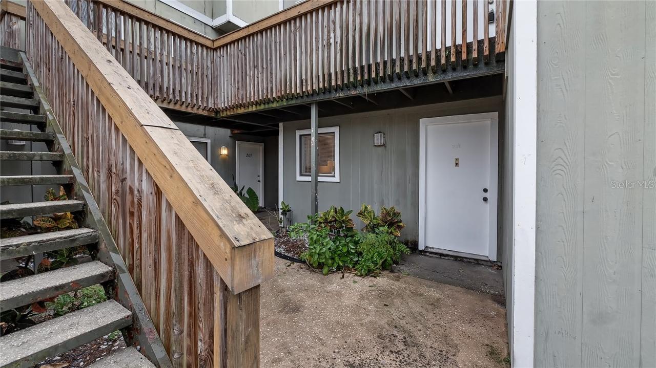 211 Scottsdale Sq., Winter Park, FL 32792