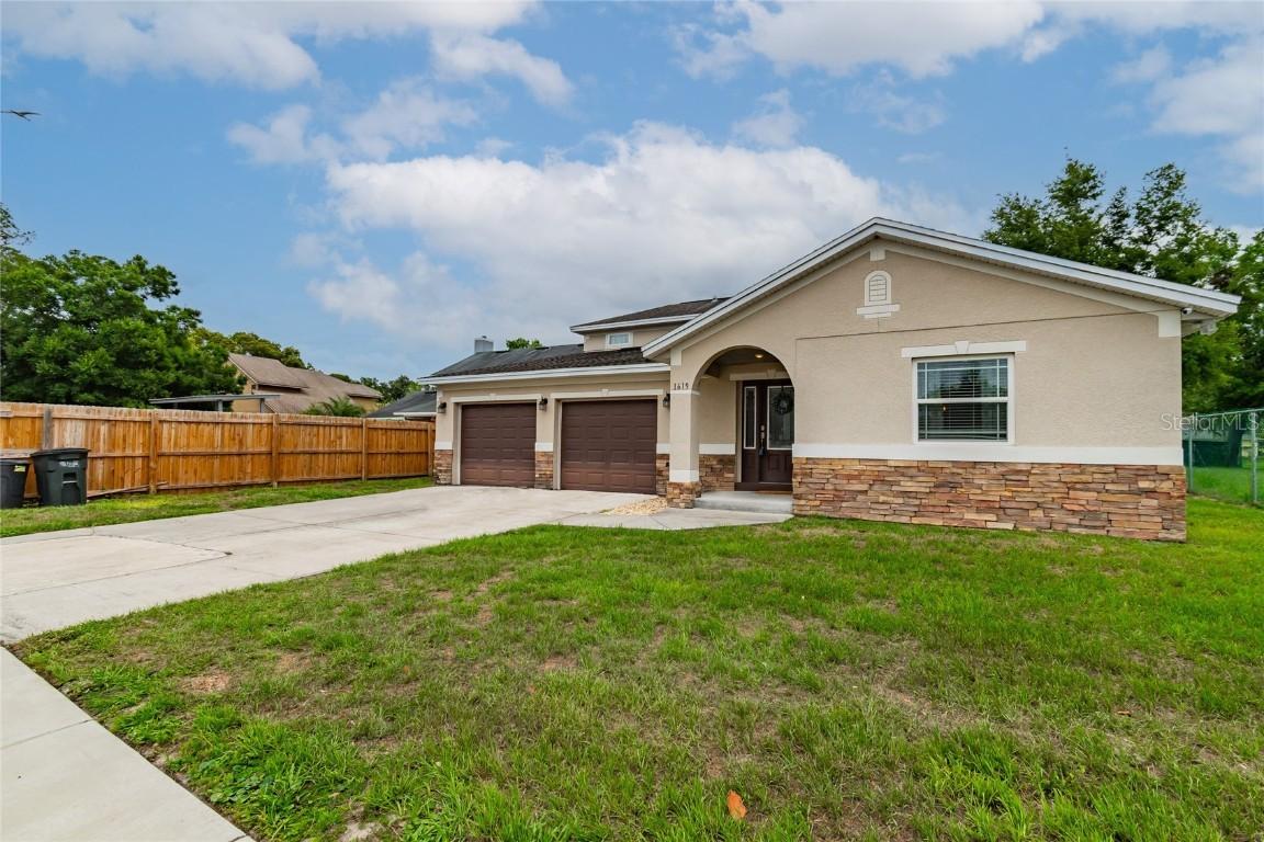 1619 Bear Lake Rd., Apopka, FL 32703