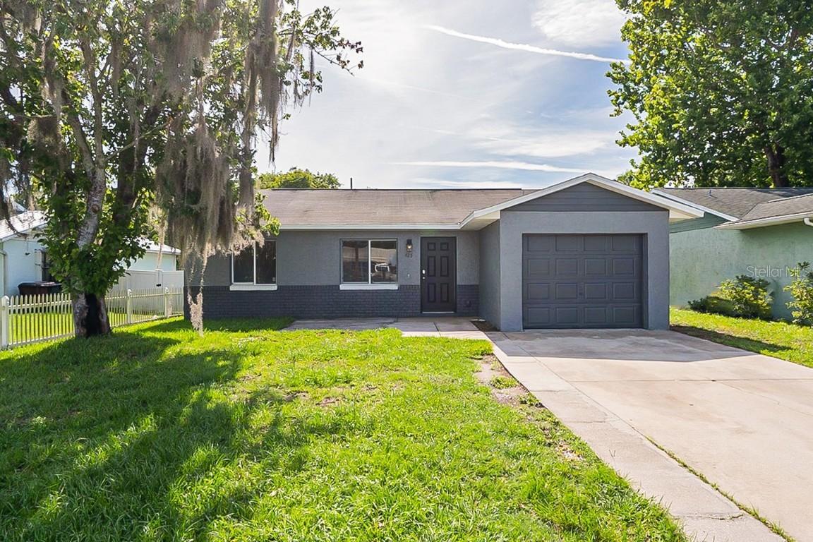 425 Columbia Ave., St. Cloud, FL 34769